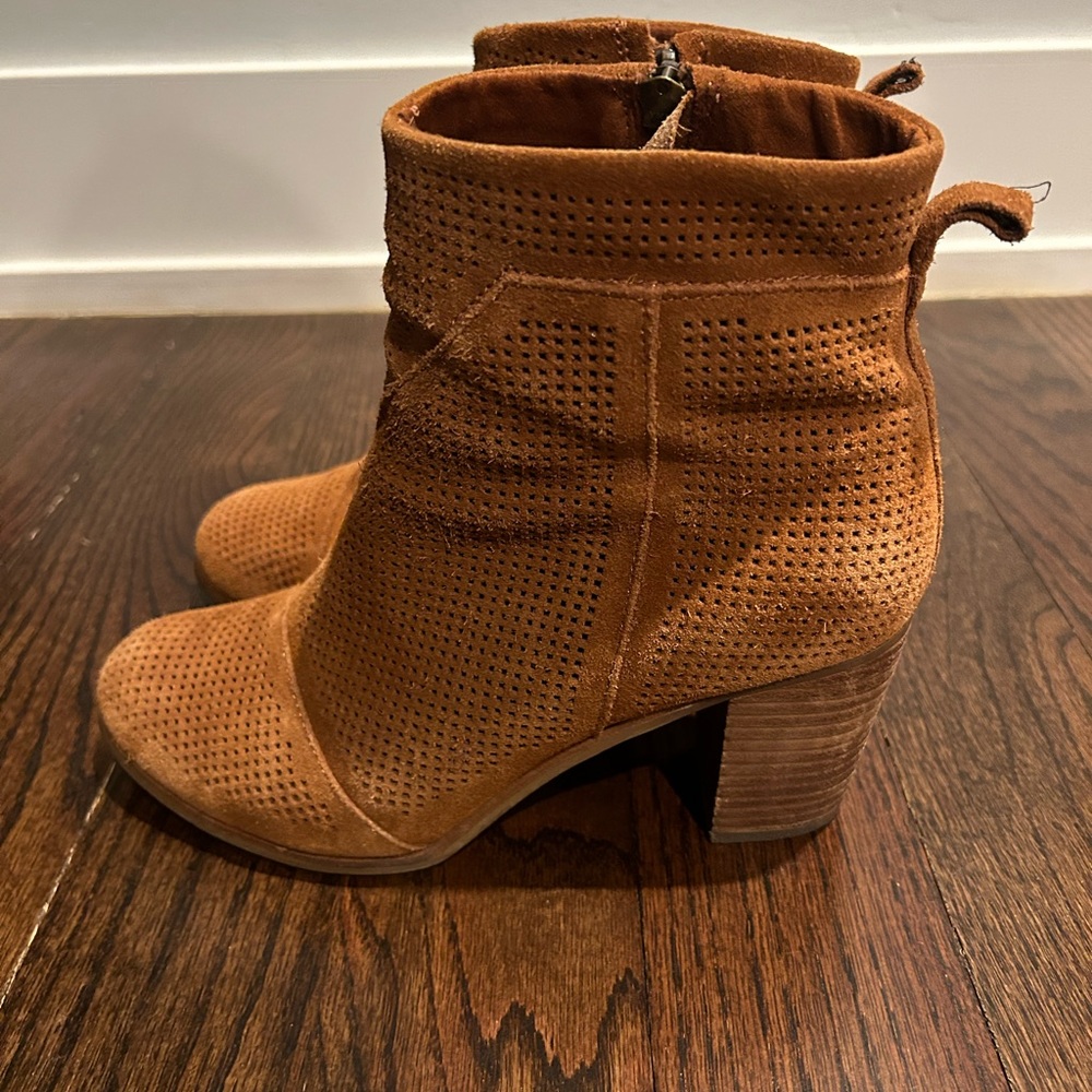 Toms Brown Suede Booties - size 8.5